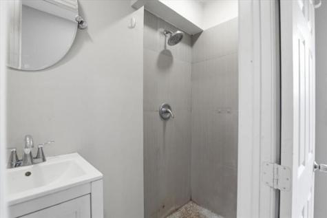 640 SW 68th Terrace Pembroke Pines FL 33023