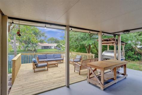2945 Begonia Way Cooper City FL 33026