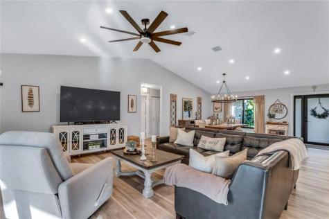 462 NW 113th Terrace Coral Springs FL 33071