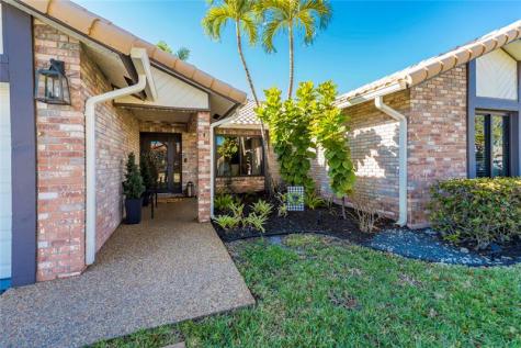462 NW 113th Terrace Coral Springs FL 33071