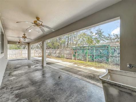 608 Masters Avenue Wildwood FL 34785