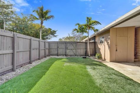 21411 NW 3rd Street Pembroke Pines FL 33029