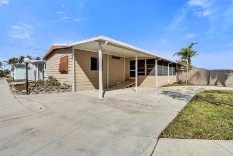 21411 NW 3rd Street Pembroke Pines FL 33029