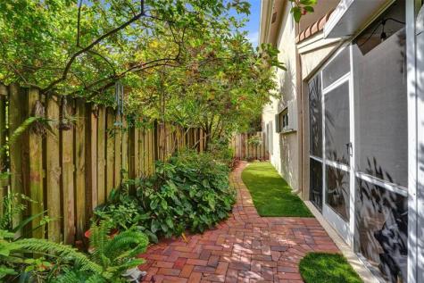 11149 Helena Drive Cooper City FL 33026