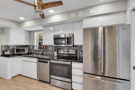 3404 Barton Road Pompano Beach FL 33062