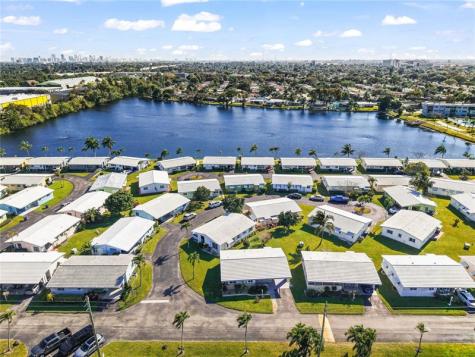 3140 Sheridan Lane Hollywood FL 33021