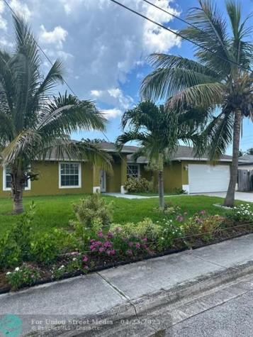 1618 W 26th Street Riviera Beach FL 33404
