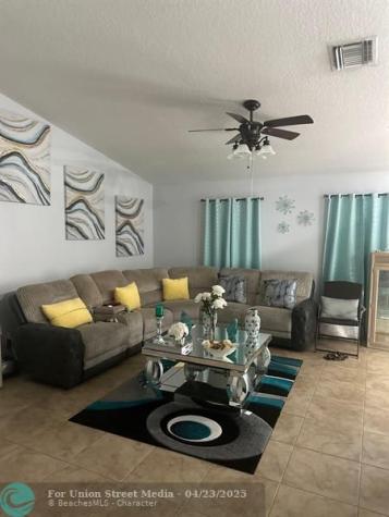 1618 W 26th Street Riviera Beach FL 33404