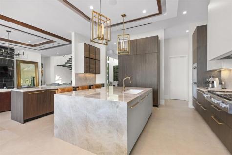 100 Royal Palm Drive Fort Lauderdale FL 33301