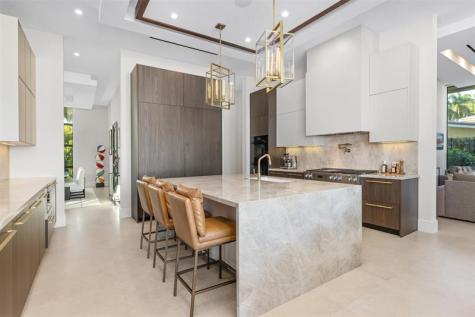 100 Royal Palm Drive Fort Lauderdale FL 33301