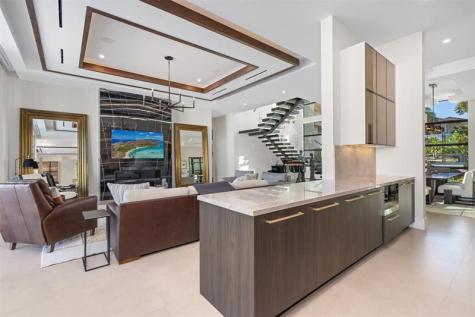 100 Royal Palm Drive Fort Lauderdale FL 33301