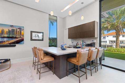 100 Royal Palm Drive Fort Lauderdale FL 33301