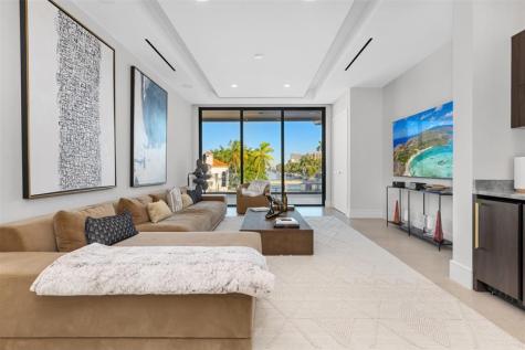 100 Royal Palm Drive Fort Lauderdale FL 33301