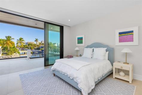 100 Royal Palm Drive Fort Lauderdale FL 33301