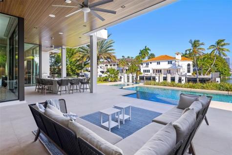 100 Royal Palm Drive Fort Lauderdale FL 33301