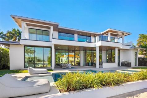 100 Royal Palm Drive Fort Lauderdale FL 33301