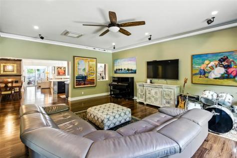 1708 NE 47th Street Oakland Park FL 33334