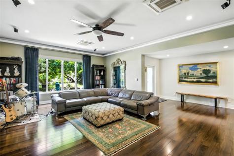 1708 NE 47th Street Oakland Park FL 33334