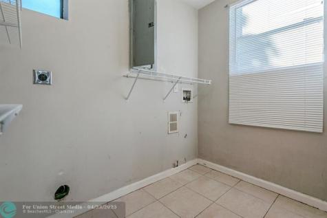 6732 SW 19th Street Miramar FL 33023