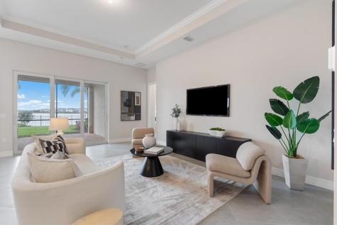 10390 Northbrook Circle Palm Beach Gardens FL 33412