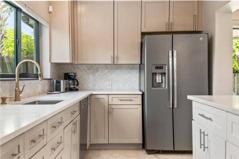 1908 NE 27th Street Wilton Manors FL 33306