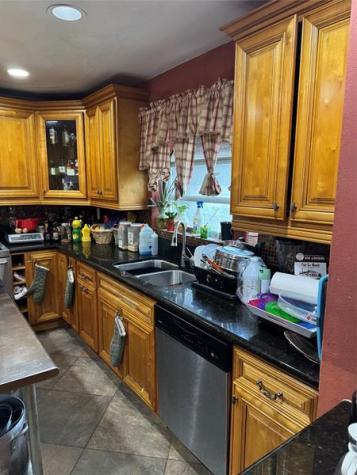 936 W Tropical Way Plantation FL 33317