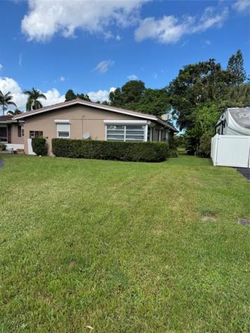 936 W Tropical Way Plantation FL 33317