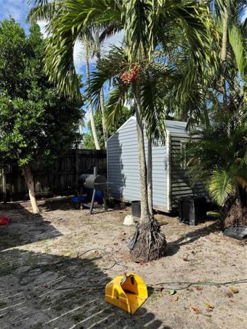 936 W Tropical Way Plantation FL 33317