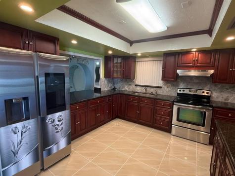 2070 NW 84th Terrace Pembroke Pines FL 33024