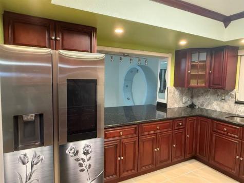 2070 NW 84th Terrace Pembroke Pines FL 33024