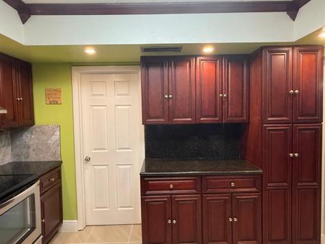 2070 NW 84th Terrace Pembroke Pines FL 33024