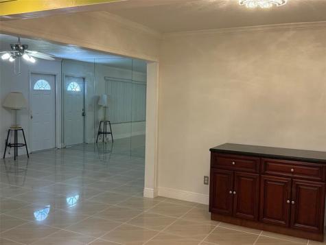 2070 NW 84th Terrace Pembroke Pines FL 33024