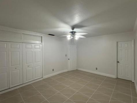 2070 NW 84th Terrace Pembroke Pines FL 33024