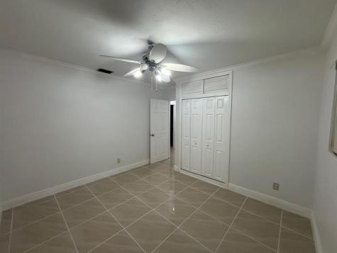 2070 NW 84th Terrace Pembroke Pines FL 33024
