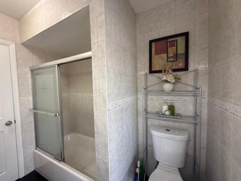 2070 NW 84th Terrace Pembroke Pines FL 33024