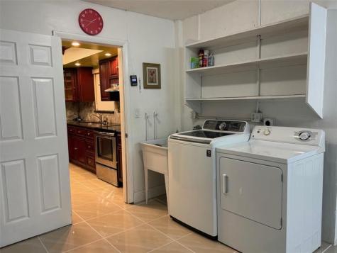 2070 NW 84th Terrace Pembroke Pines FL 33024