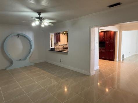 2070 NW 84th Terrace Pembroke Pines FL 33024
