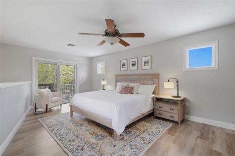 649 NW 30th Street Wilton Manors FL 33311