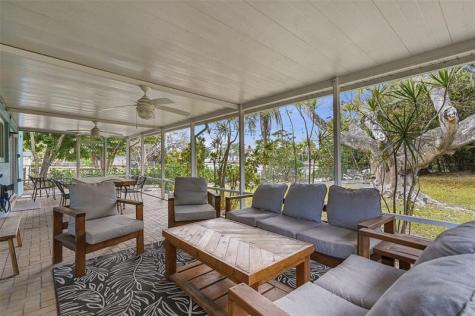 649 NW 30th Street Wilton Manors FL 33311