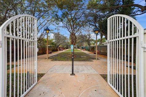 649 NW 30th Street Wilton Manors FL 33311