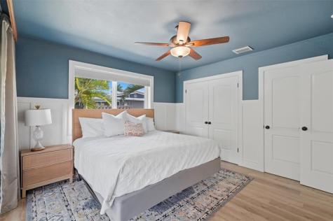 649 NW 30th Street Wilton Manors FL 33311