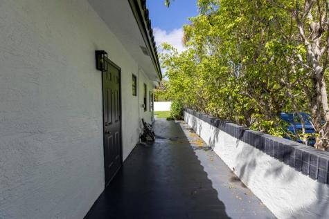 1681 NE 39th Street Pompano Beach FL 33064