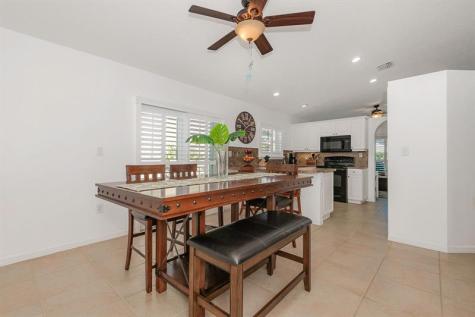 18921 NW 10 Street Pembroke Pines FL 33029