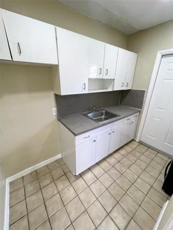981 NW 16th Avenue Fort Lauderdale FL 33311