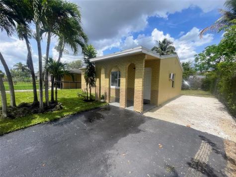 981 NW 16th Avenue Fort Lauderdale FL 33311