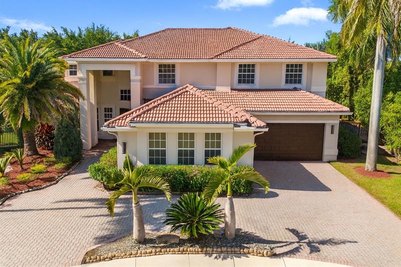 1585 Victoria Isle Way Weston FL 33327