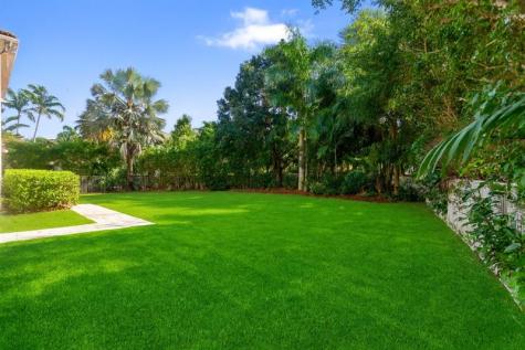1585 Victoria Isle Way Weston FL 33327