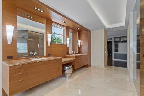 1585 Victoria Isle Way Weston FL 33327