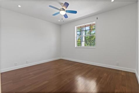 1585 Victoria Isle Way Weston FL 33327