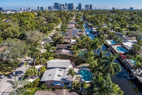 1728 SW 4th Court Fort Lauderdale FL 33312